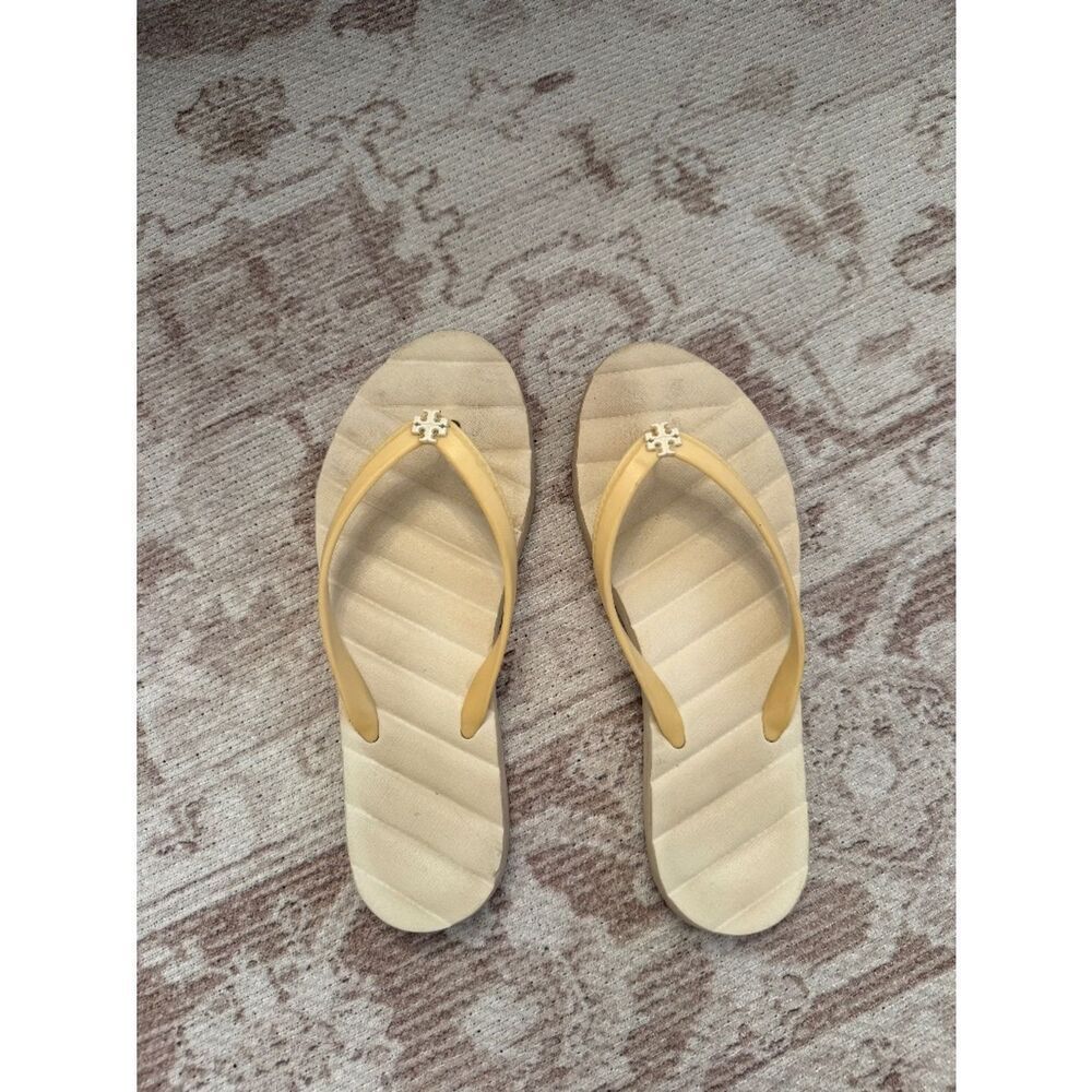 Tory Burch Women’s White Flip Flops